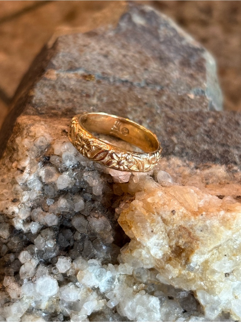 Vintage James Avery Floral 14k Gold Band eternity Ring - 3.5